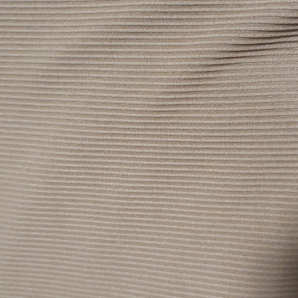 boohoo Textured Belted Maxi Dress Set - Picture 2 of 3